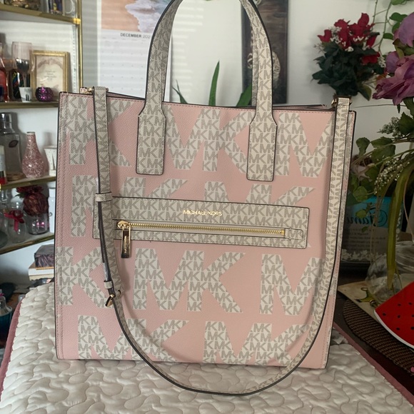 Michael Kors XL kenly tote - Picture 6 of 12